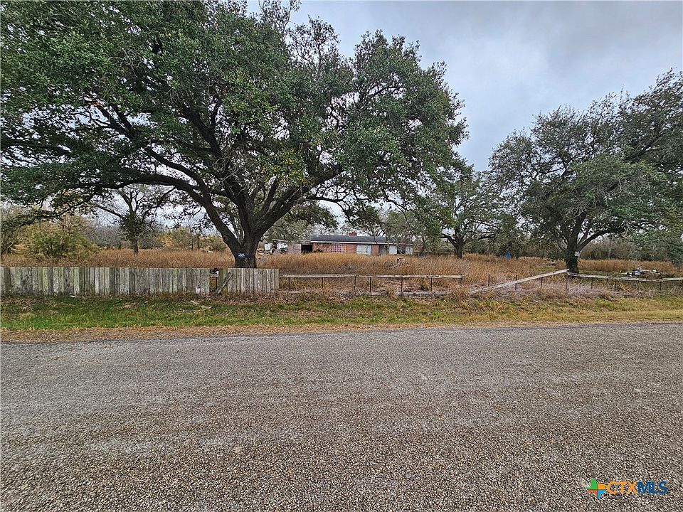 2nd image of 393 Jessica Dr