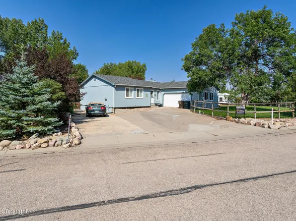 28 Constitution Dr, Gillette, WY 82716
