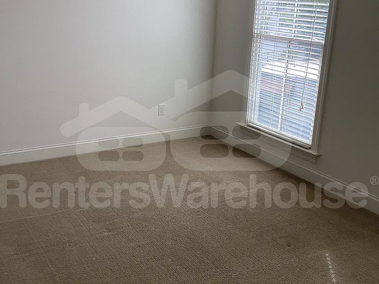 540 Bismark Rd NE — Photo 21