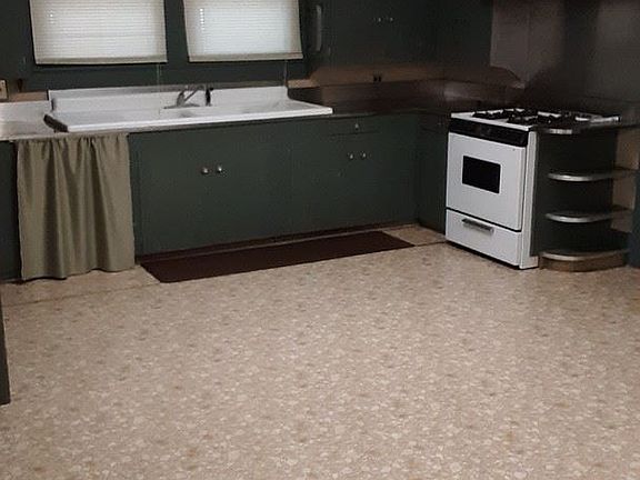 4th image of 319 Hortense St