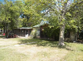 7916 Raymond Ave, White Settlement, TX 76108