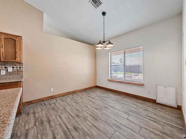 10619 E 35th Pl — Photo 10