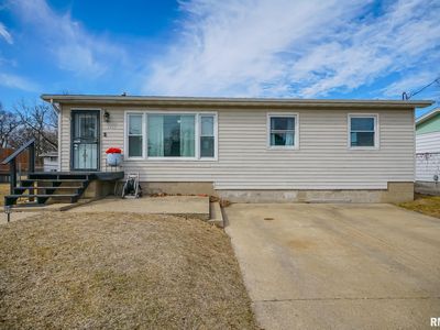 221 N Stewart St, Creve Coeur, IL, 61610