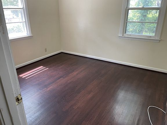 5th image of 625 Vinson Dr