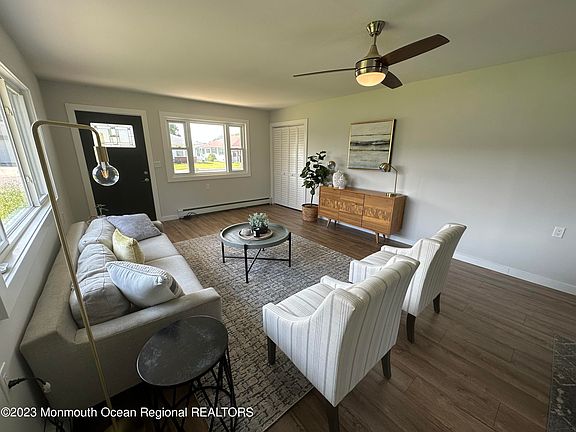3rd image of 115 Guadeloupe Drive
