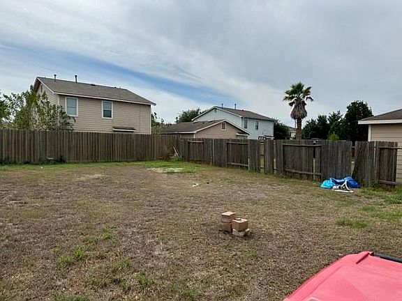 3rd image of 19843 Stonecross Glen Ln