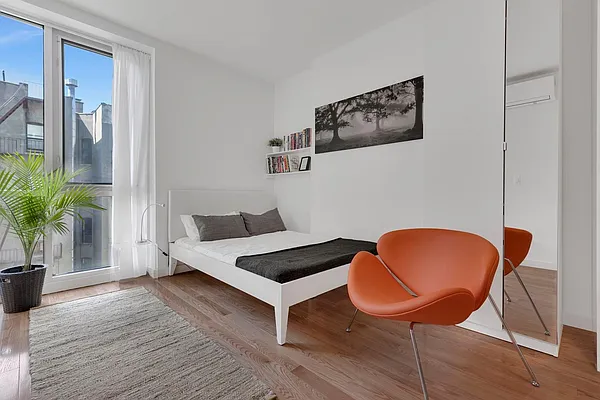 Sold by Douglas Elliman | media 19