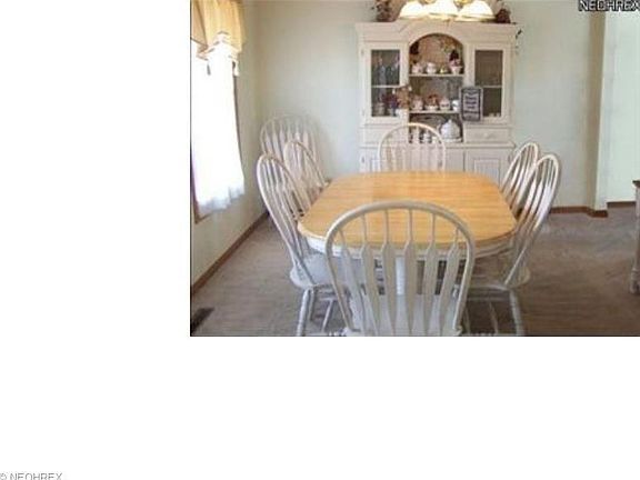 4th image of 715 Hidden Valley Dr