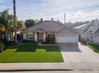 10805 Mirage Dr, Bakersfield, CA