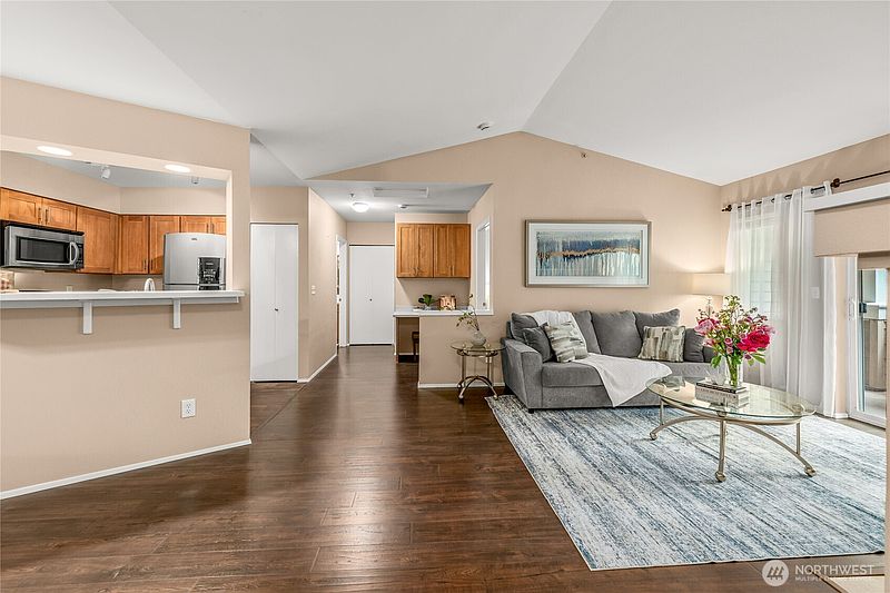 4th image of 15300 112th Avenue NE #C308