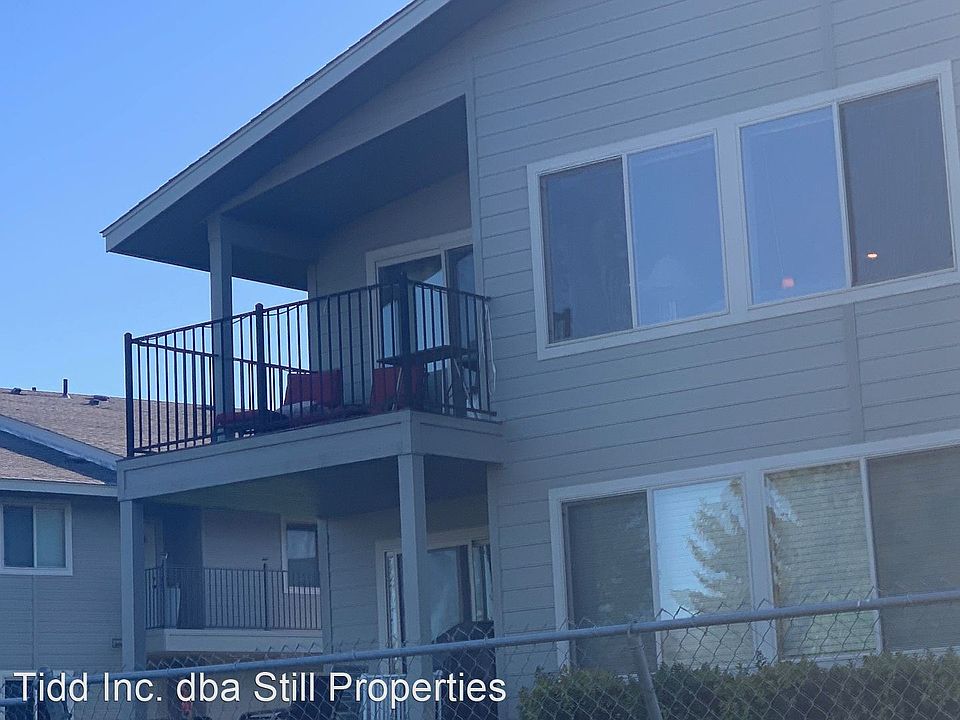 1st image of 520 11th St NE APT 25
