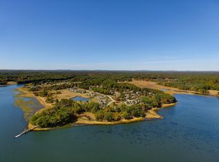 1 Osprey Ln, Newmarket, NH 03857