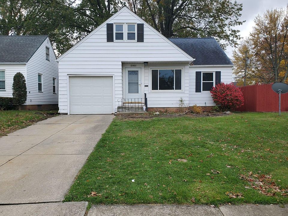 1st image of 25800 Drakefield Ave