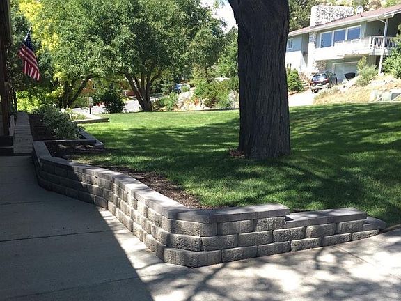 2nd image of 2236 Fairview Pl