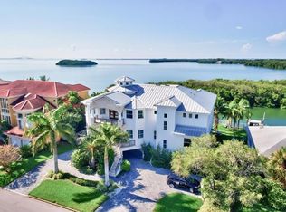 138 Sands Point Dr, Tierra Verde, FL 33715