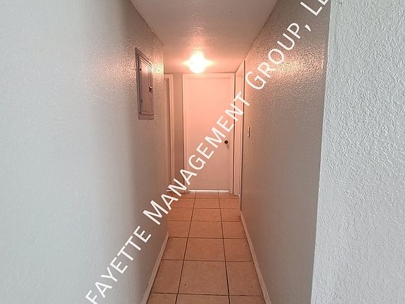 4th image of 3816 Almeda St #217