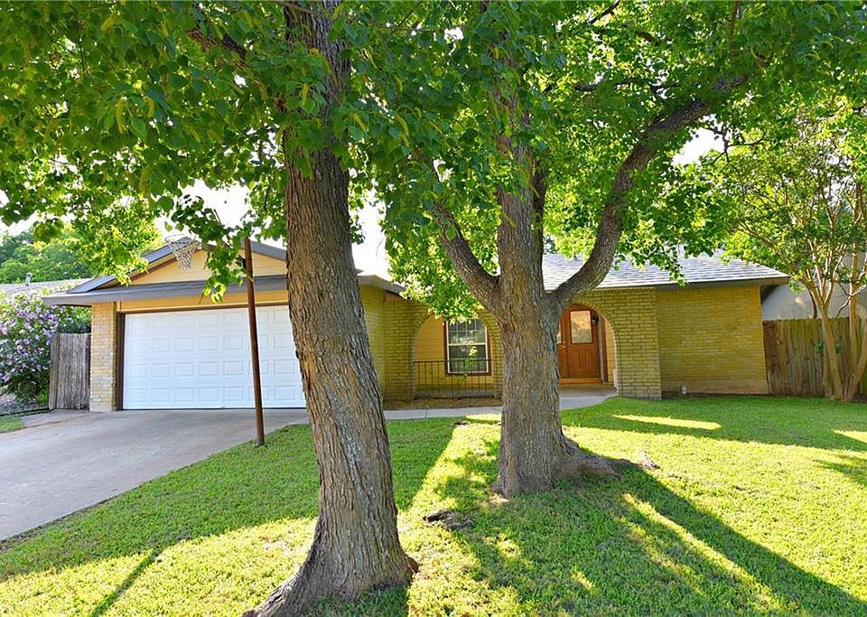 1st image of 12108 Grey Rock Ln