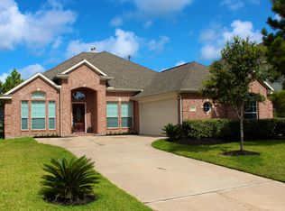 10011 Heron Meadows Dr, Houston, TX 77095
