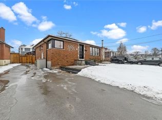 1434 Mountain Grove Ave, Burlington, ON L7P 2H3