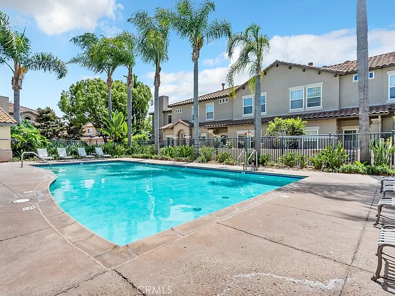 6331 Citracado Cir — Photo 33