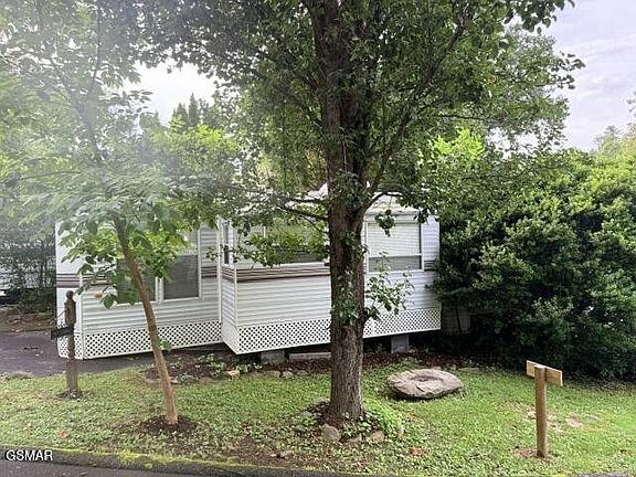 2nd image of 4229 E Pkwy Lot 119