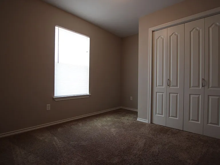 Coming Soon: 2 Bedroom Duplex for Rent in Lindale! — Photo 9