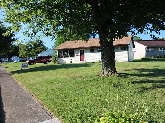 2nd image of 2824 Ghent Ave
