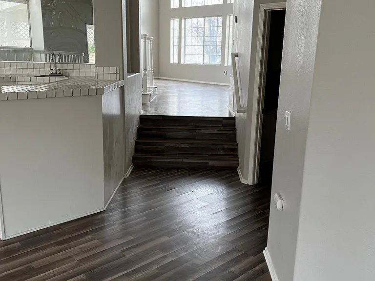 3307 Genoa Pl — Photo 4