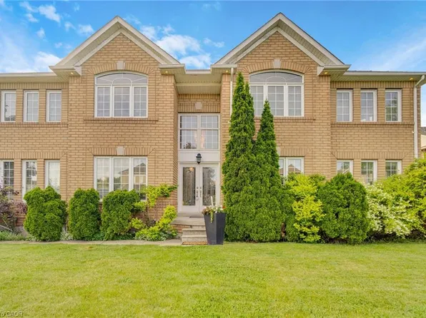 7419 Black Walnut Trl, Mississauga, ON L5N 8A4