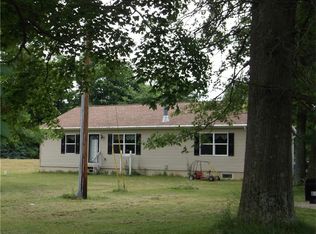 244 Elliott Rd, Grove City, PA 16127