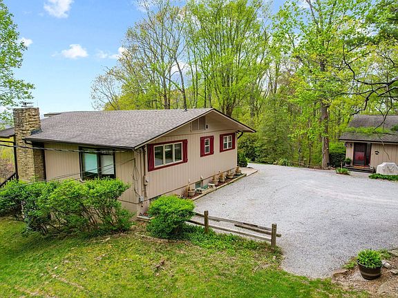 3rd image of 2468 State Road 135 N
