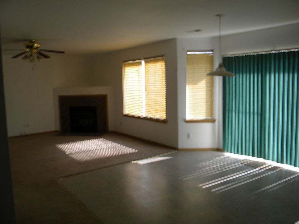 2nd image of 20210 11th Avenue Ct E