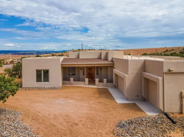 10 Petroglyph Pl, Placitas, NM 87043