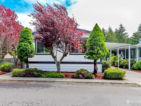 2nd image of 1111 Archwood Drive SW #224