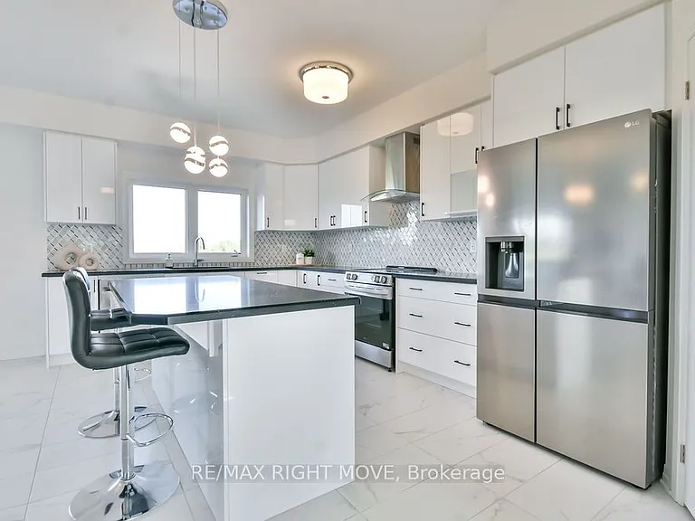 3721 Quayside Dr — Photo 5