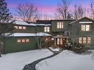 1246 Rose Center Rd, Fenton, MI 48430