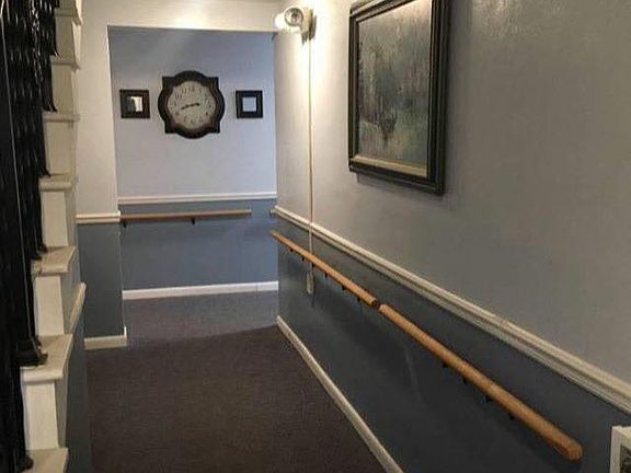 5th image of 1309 Franklin St APT A2