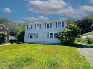 90 Garden Dr, Fairfield, CT 06825