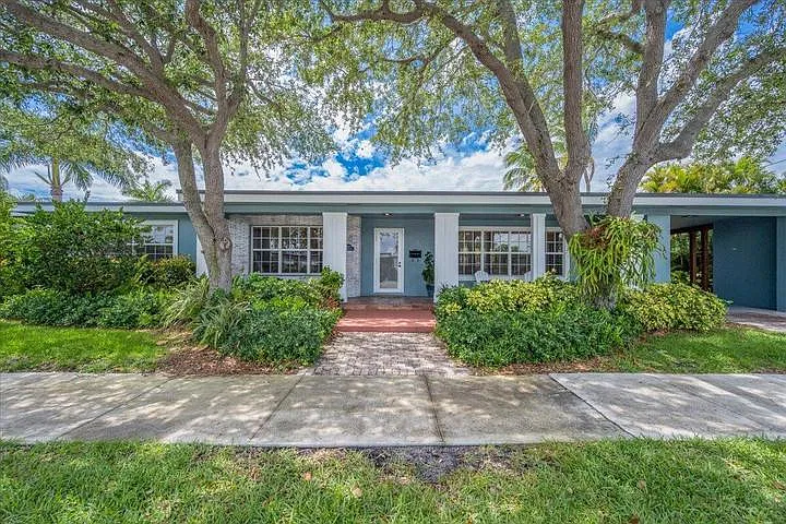 2 bed, 1574 sqft, $4,500 — Photo 1