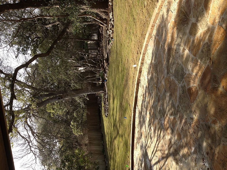 1st image of 9500 Cedar Crest Dr