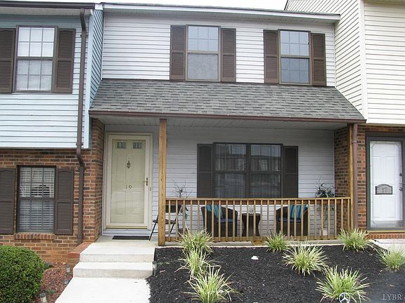 2nd image of 19 Cape Henry Ct