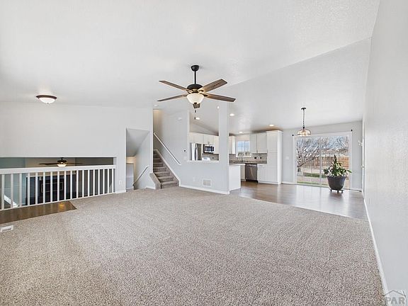 5th image of 1770 N Smokey Hill Ln