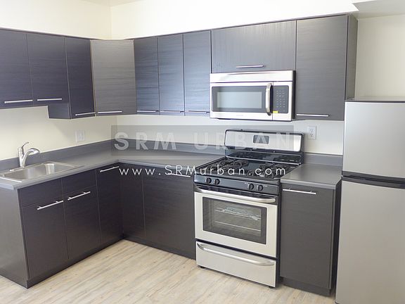 3rd image of 2550 A St #22
