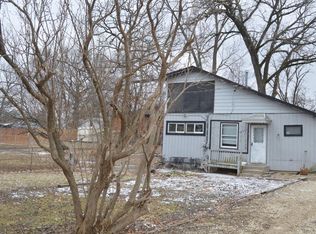 18561 W Main St, Grayslake, IL