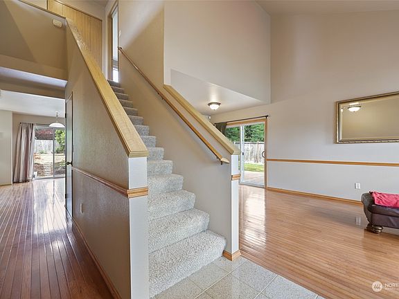 5th image of 3901 212th Street Ct E