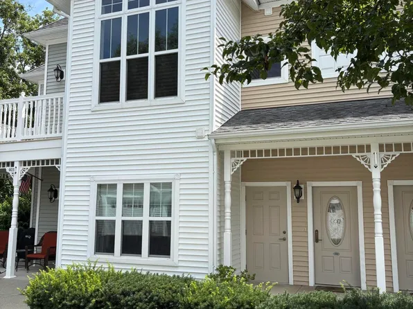 404 Kelly Circle, Altamont, NY 12009