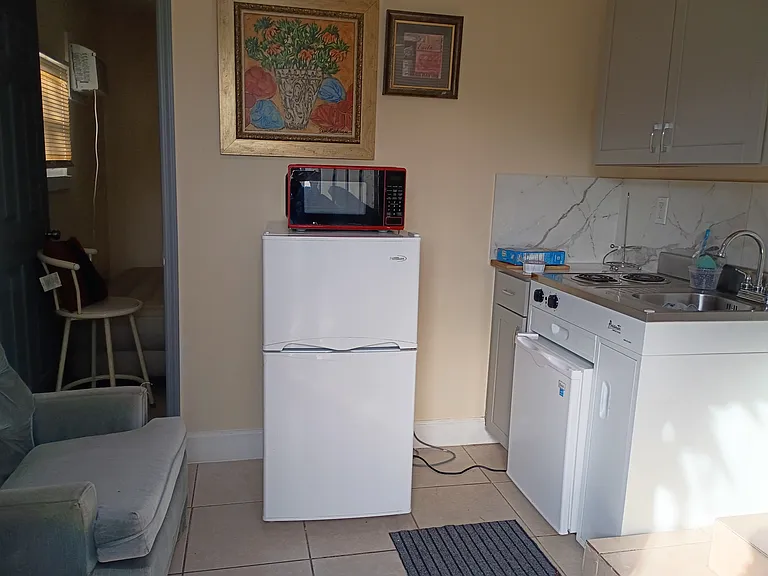 4738 SW 46th Way #1 — Photo 7
