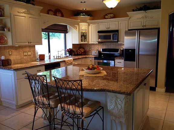 Beautifully upgraded kitchen.