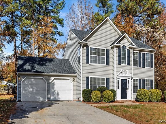 3rd image of 3904 Birdbrook Dr