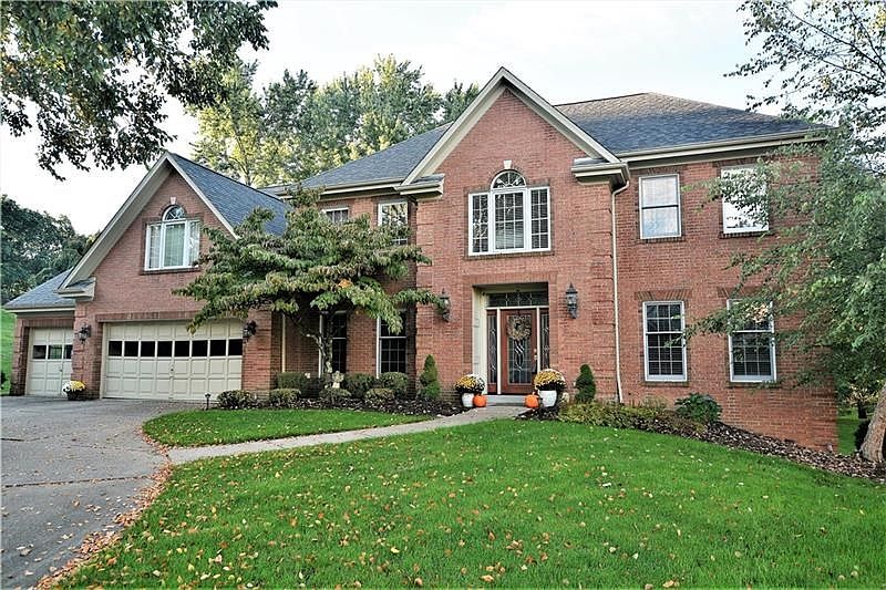 4 or 5 Bedroom, 4.5 bath Home